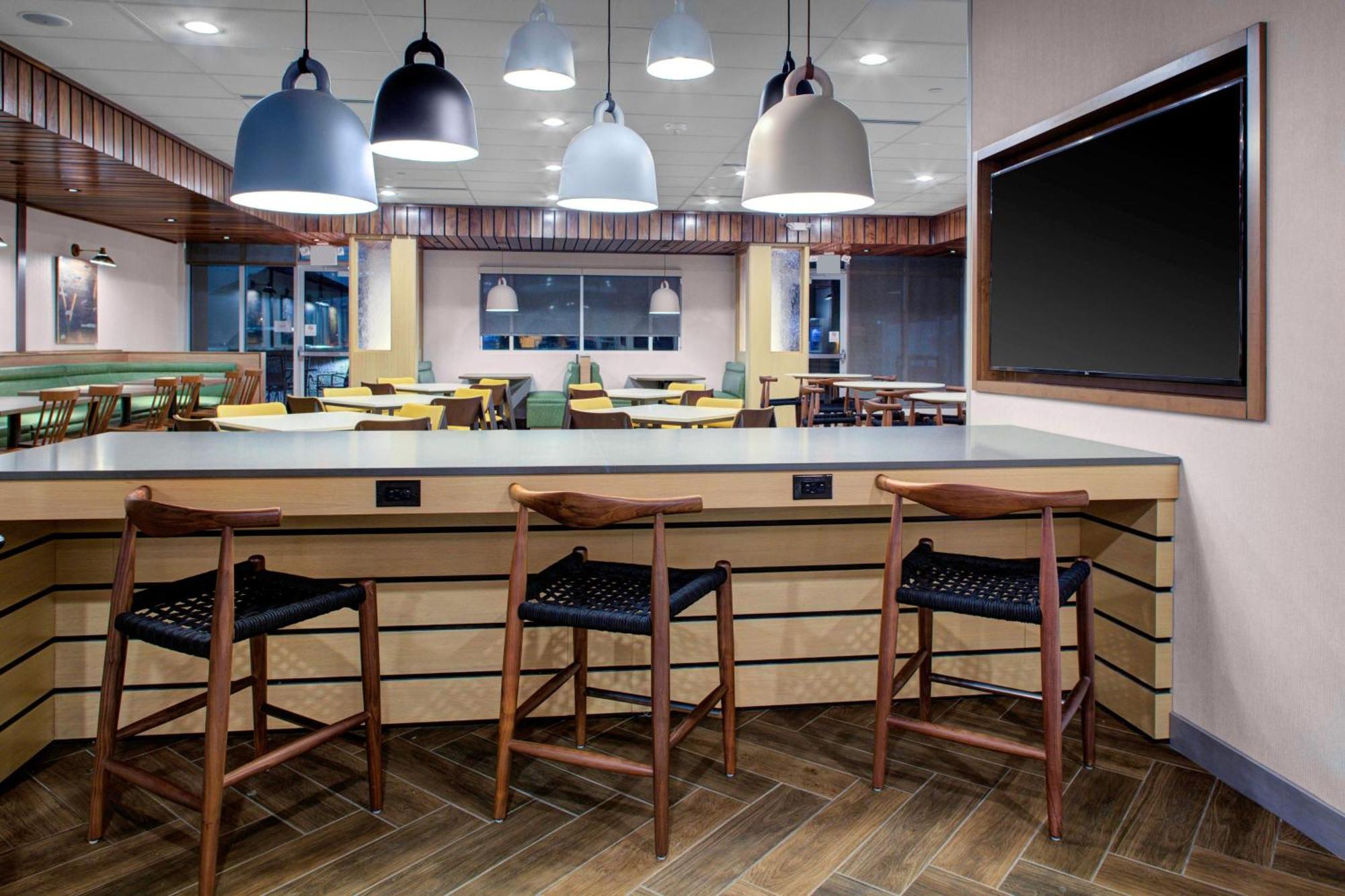 Fairfield Inn & Suites By Marriott Allentown West Breinigsville Esterno foto