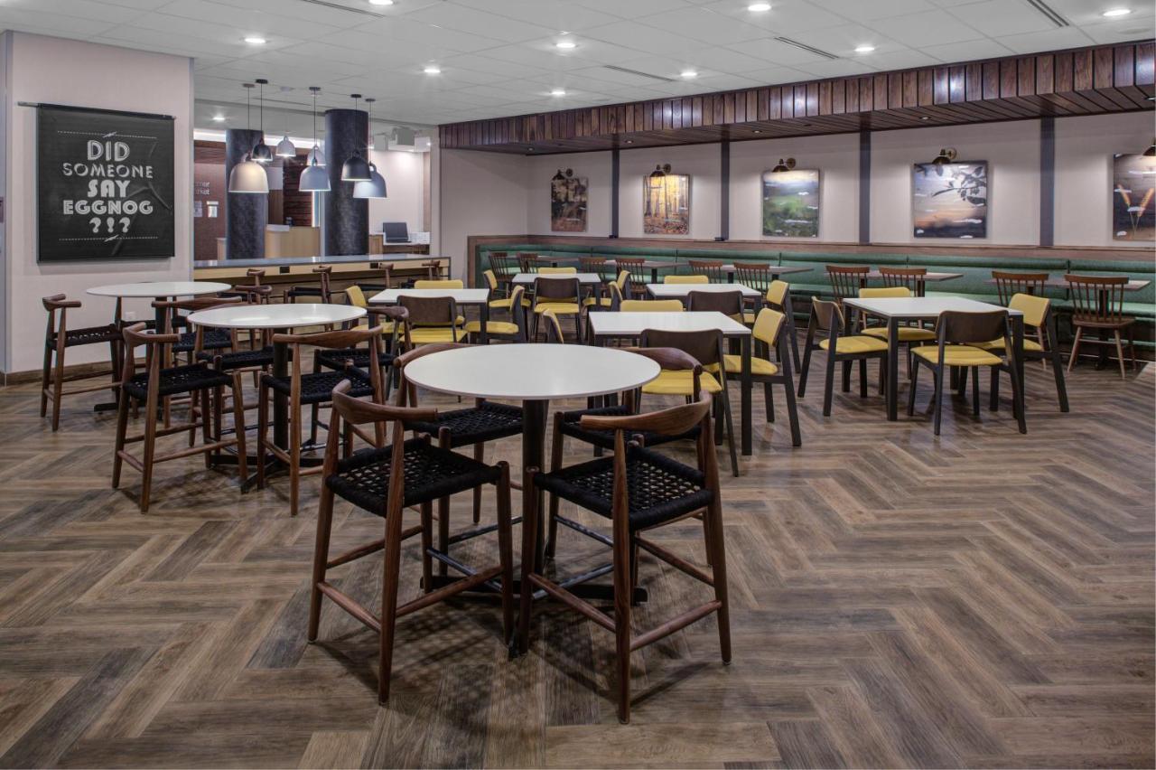 Fairfield Inn & Suites By Marriott Allentown West Breinigsville Esterno foto